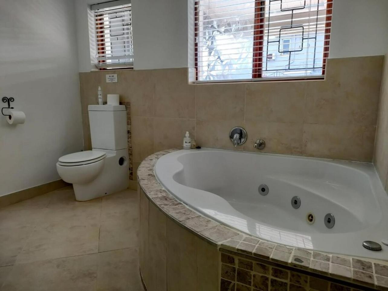 Luxury Living On Westview Villa Port Elizabeth Exterior photo
