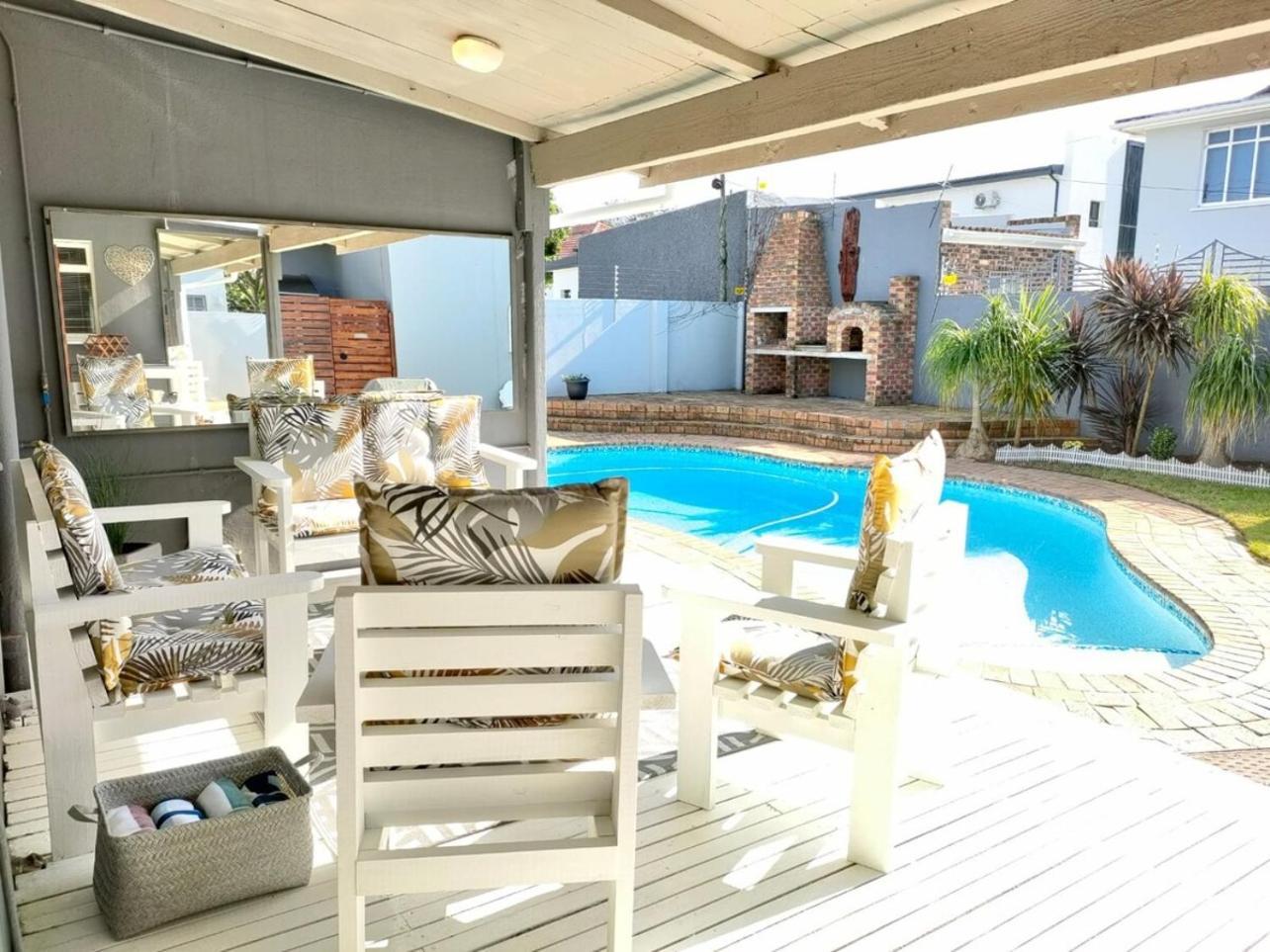 Luxury Living On Westview Villa Port Elizabeth Exterior photo