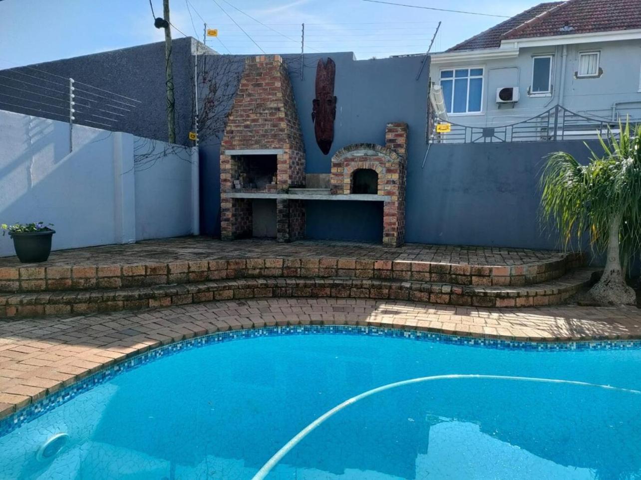 Luxury Living On Westview Villa Port Elizabeth Exterior photo